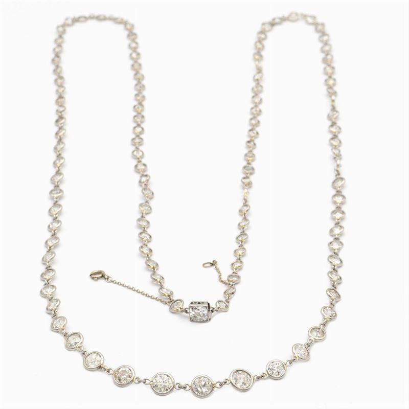 Lunga Collana in Platino e Diamanti Ct 30