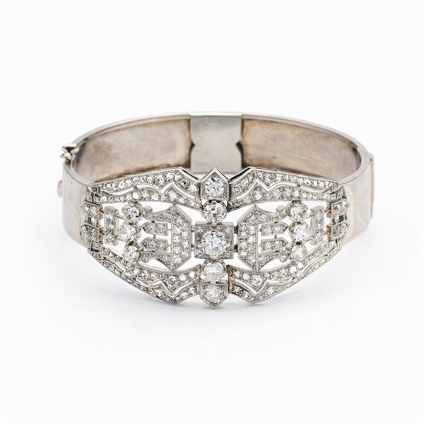 Bracciale Decò a manetta in platino e diamanti