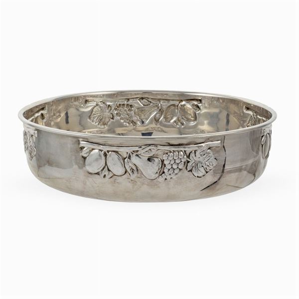 Silver centerpiece