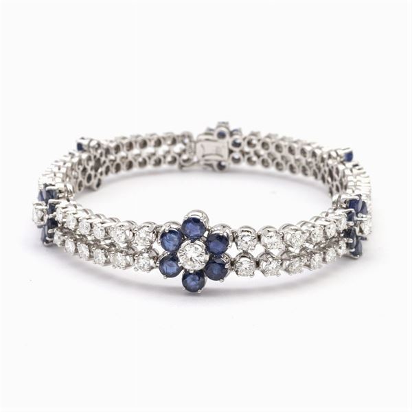 Bracciale fiori in oro bianco 18kt diamanti e zaffiri