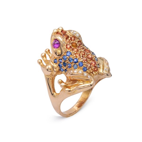18kt rose gold frog shaped ring