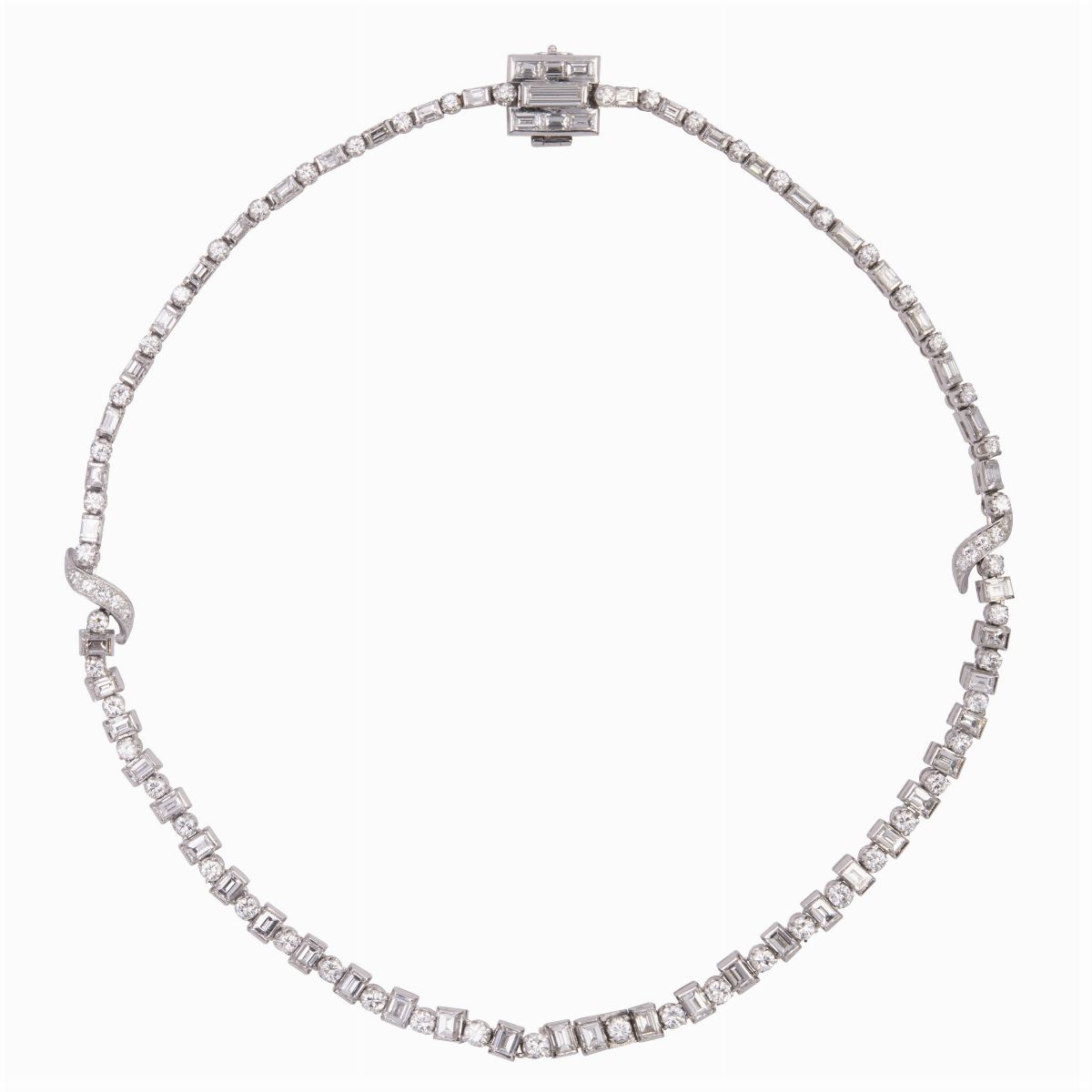 Importante Collier in Platino e Diamanti