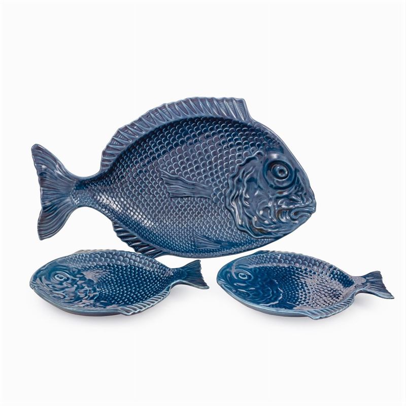 Set da Tavola, in Ceramica Monocroma Blu a Foggia di Pesce (7)