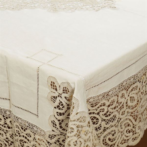 Tablecloth with 6 napkins in ecru linen