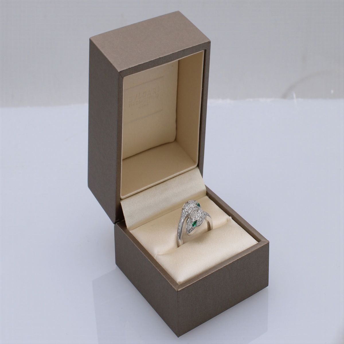 Bulgari Anello Collezione Serpenti Seduttori