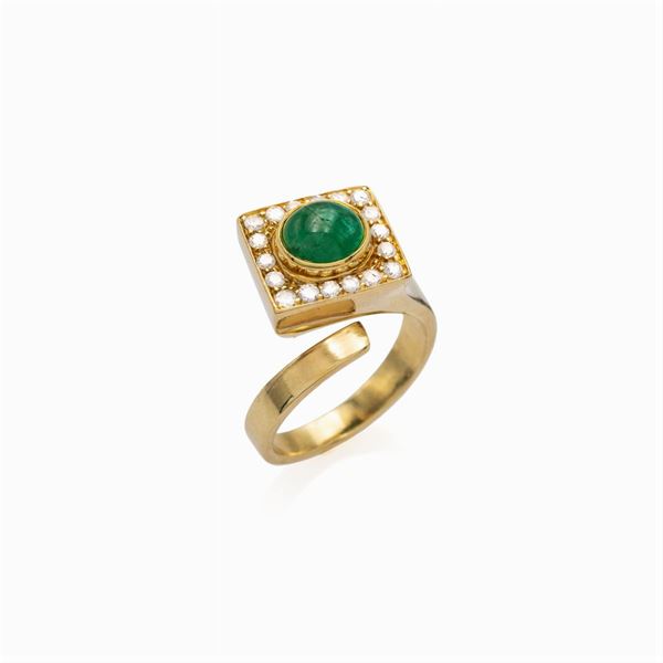 Anello in oro giallo 18kt smeraldo e diamanti
