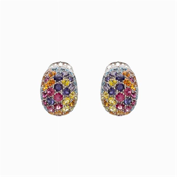 18kt white gold and sapphires lobe earrings