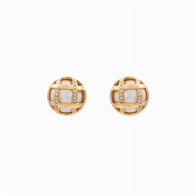 Orecchini in Oro Giallo 18kt Perle Mabé e Diamanti