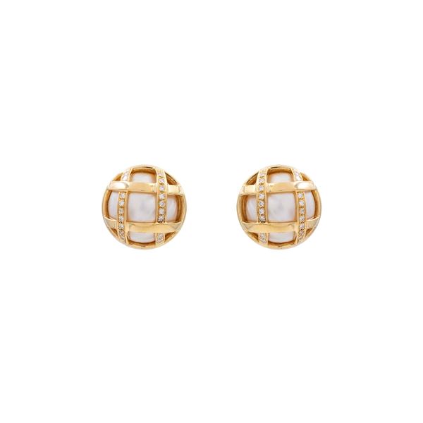 Orecchini in oro giallo 18kt perle mabé e diamanti  - Asta Gioielli Orologi e Fashion Vintage - Colasanti Casa d'Aste