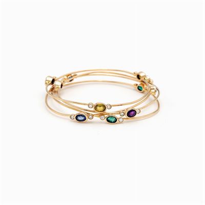 Quattro Bracciali a Manetta in Oro Giallo 18kt