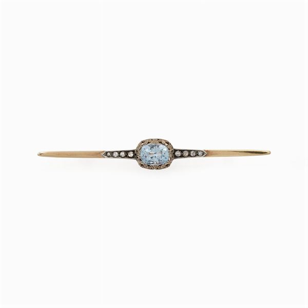 Antique 18kt yellow gold and silver bar brooch