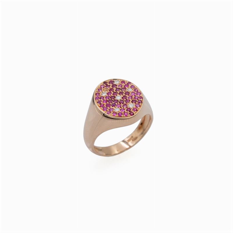 Anello Chevalier in Oro Rosa 18kt Rubini e Diamanti