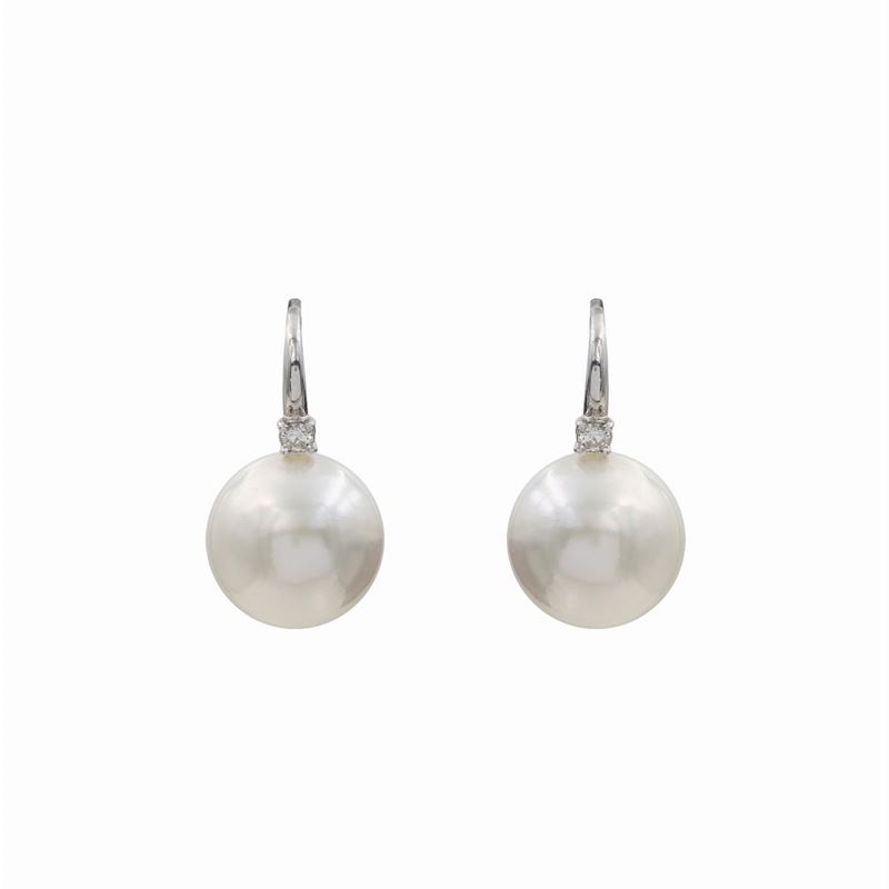 Orecchini a Monachina in Oro Bianco 18kt