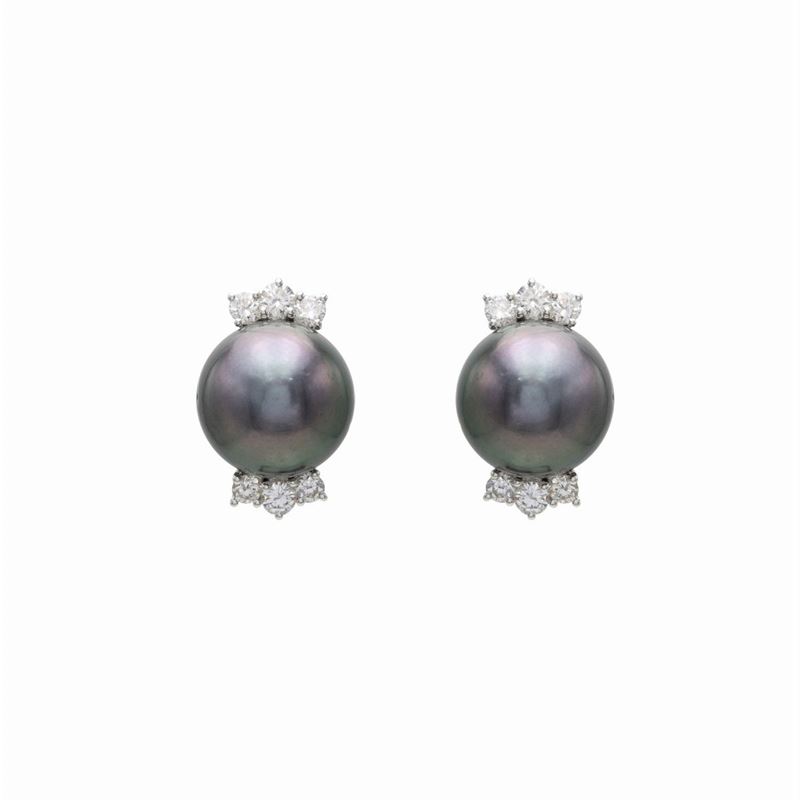 Orecchini a Lobo in Oro Bianco 18kt
