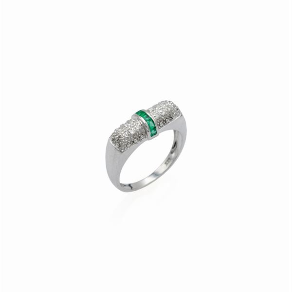 Anello in oro bianco 14 kt