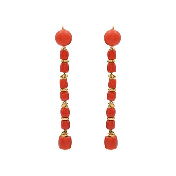 18kt yellow gold and Mediterranean coral Pendant earrings
