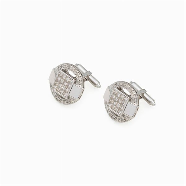 18kt white gold and diamonds Geometric design cufflinks