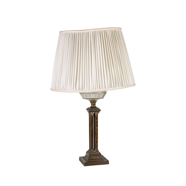 Lampada ad olio in bronzo brunito