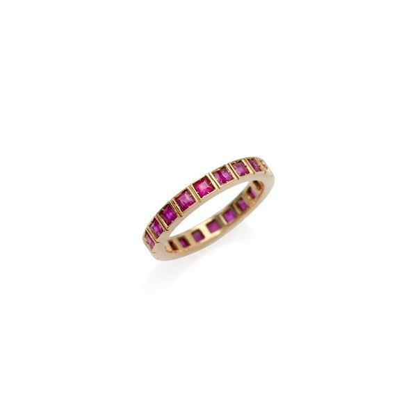 18kt yellow gold and rubies ring