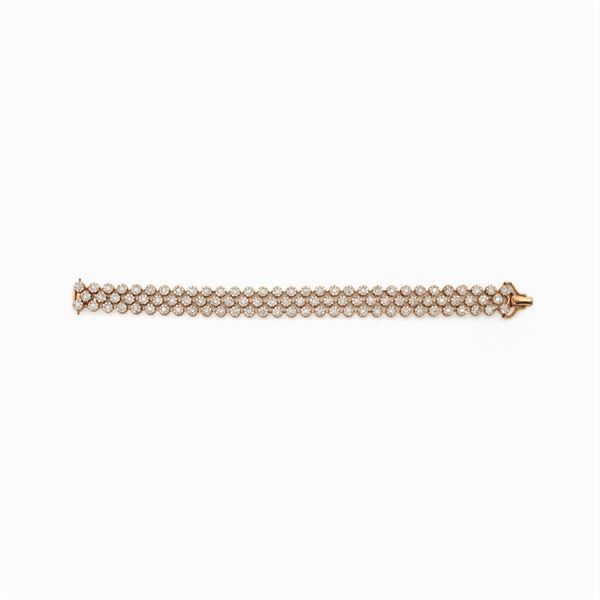 Three strand bracelet in 18kt rose gold and diamonds