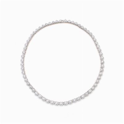 Girocollo Cuori in Oro Bianco 18kt e Diamanti