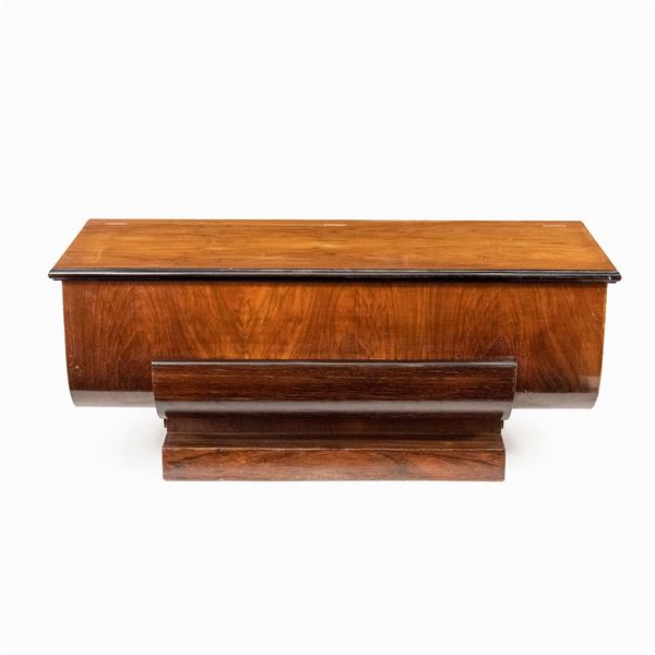 Art Deco chest