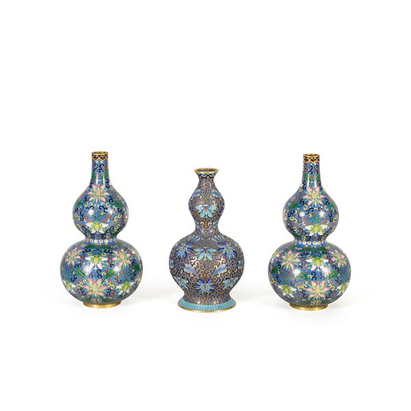 Three cloisonné enamels  pumpkin vases  (China, 20th century)  - Auction Old Master Paintings, Furniture, Sculpture and Works of Art - Colasanti Casa d'Aste