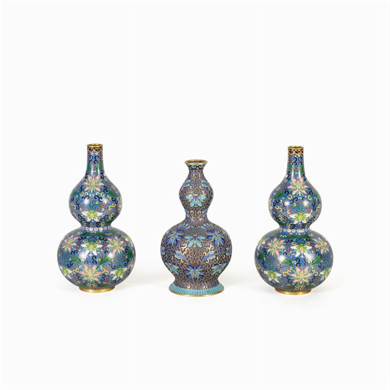Tre Vasi a Zucca in Smalti Cloisonné