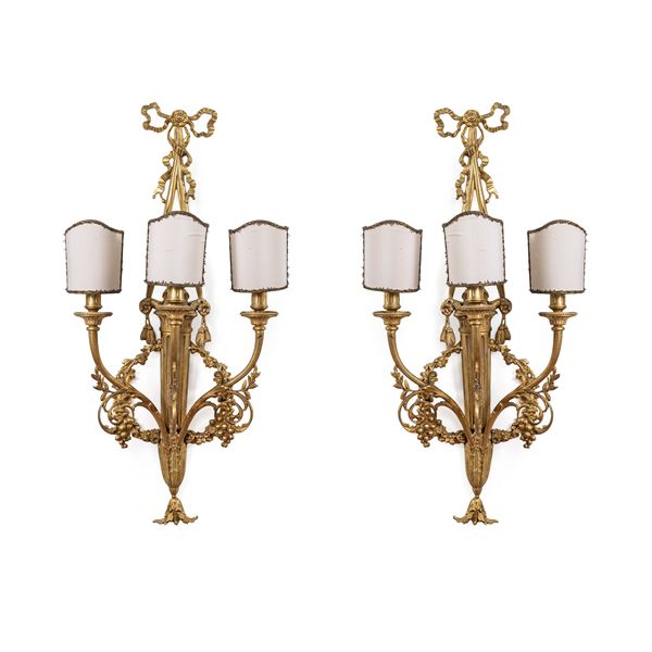Pair of gilt bronze sconces with three lights  (France, 19th century)  - Auction Old Master Paintings, Furniture, Sculpture and Works of Art - Colasanti Casa d'Aste