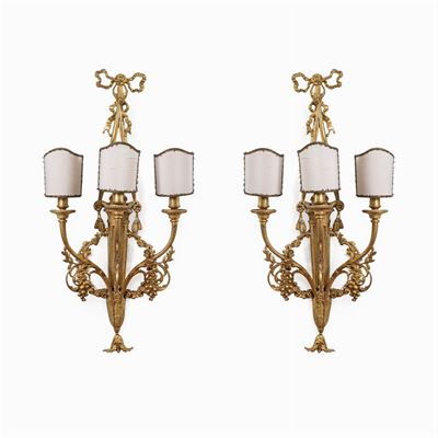Coppia di Applique a Tre Luci in Bronzo Dorato