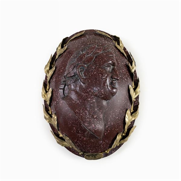 Red porphyry medallion