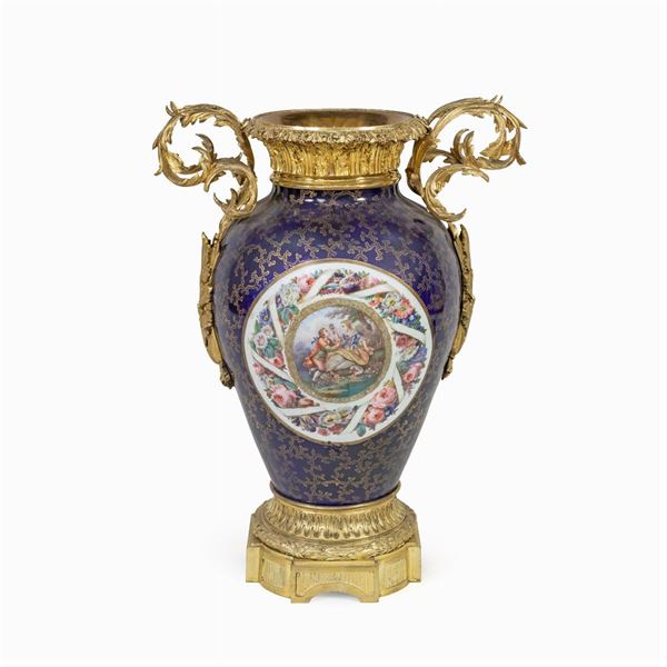 Grande vaso in porcellana policroma