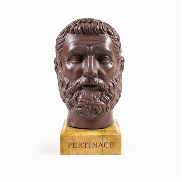 Testa in marmo rosso antico  (XIX-XX Sec.)  - Asta Dipinti Antichi, Arredi, Sculture e Oggetti d'Arte - Colasanti Casa d'Aste