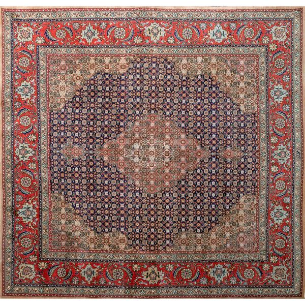 Tabriz Oriental carpet