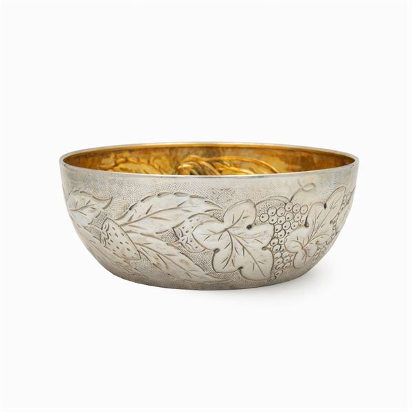 Bowl in argento