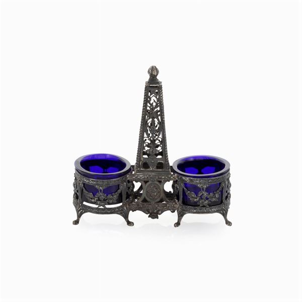 Silver and opaline glass salt cellar