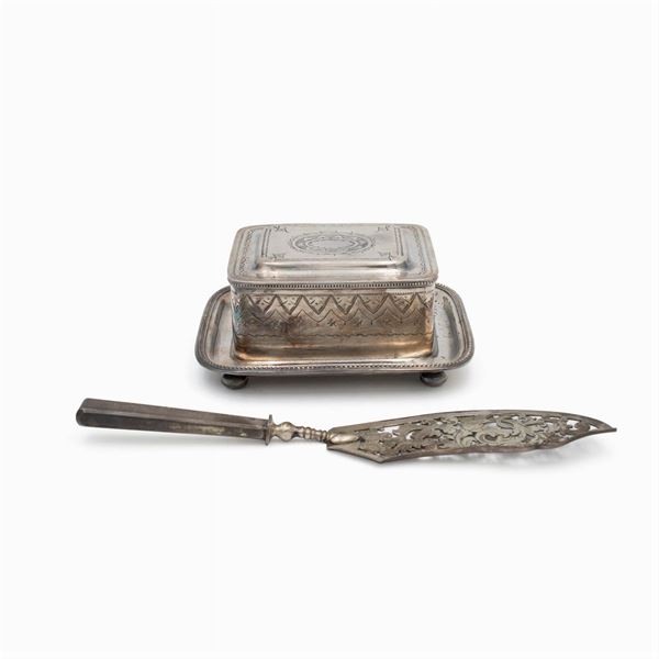 Group of sheffield plate objects (2)  (England, 19th-20th century)  - Auction Fine Silver and the Art of the Table - Colasanti Casa d'Aste