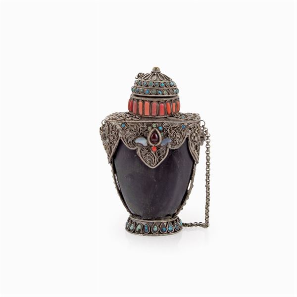 Snuff bottle in metallo argentato e legno