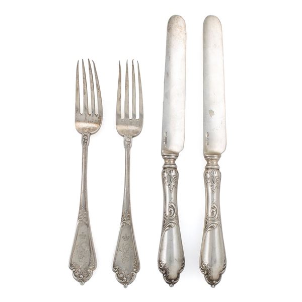 Silver cutlery group(7)