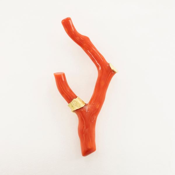 Spilla ramo corallo rosso e oro giallo 18kt  - Auction Timed Auction Web Only - Colasanti Casa d'Aste