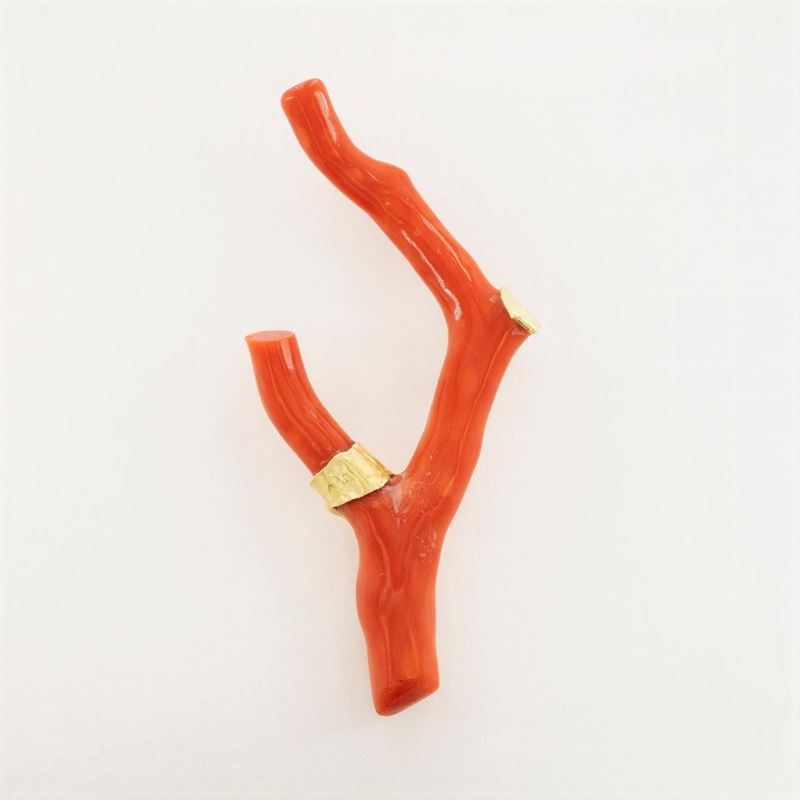 Spilla Ramo Corallo Rosso e Oro Giallo 18kt