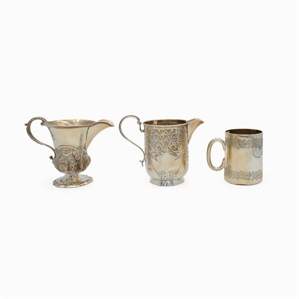 Group of small silver mugs (3)  (England, 19th-20th Century)  - Auction Fine Silver and the Art of the Table - Colasanti Casa d'Aste