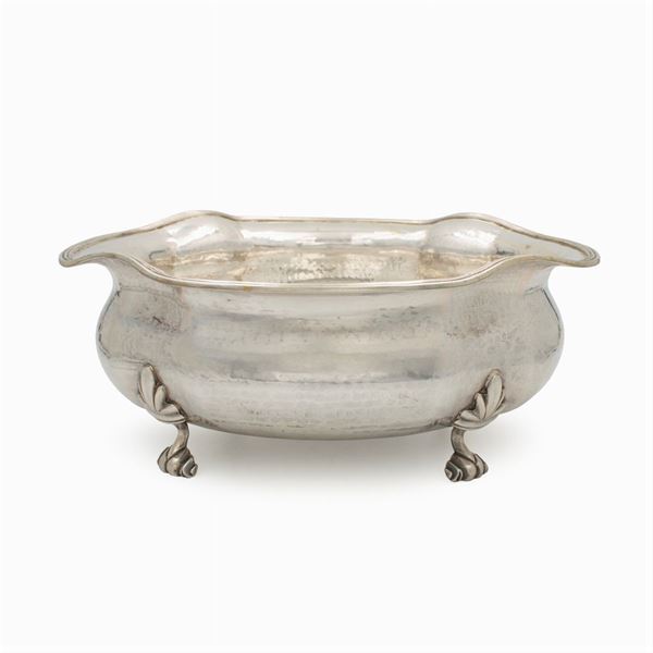 Silver centerpiece