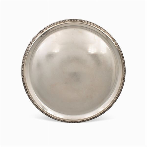 Circular silver plate