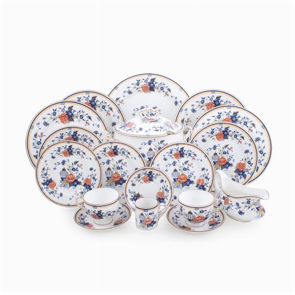 Crown Staffordshire, tableware service (103)