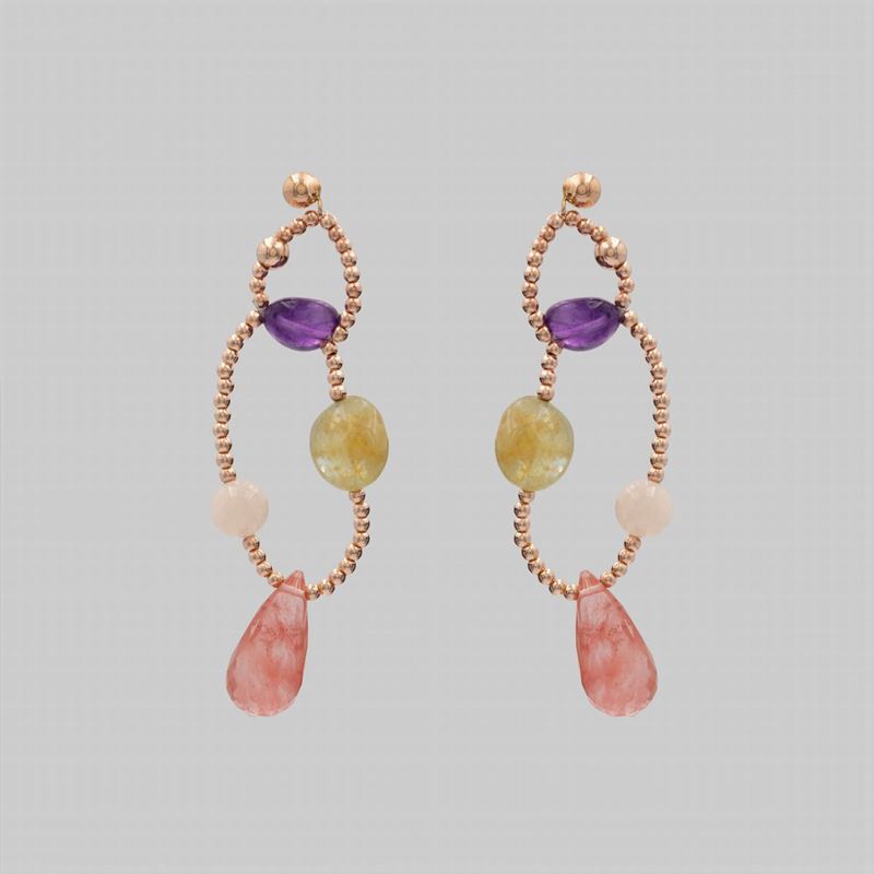 Orecchini Pendenti in Oro Giallo 18kt Ematite Rosa Crisoprasio e Amestista