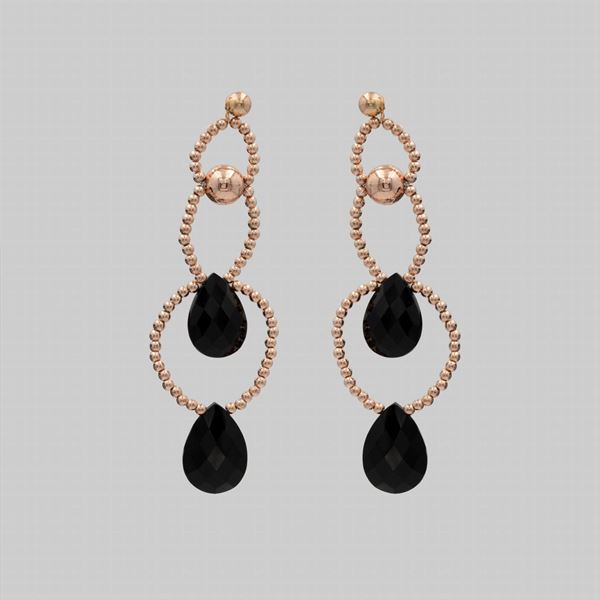 Orecchini pendenti in oro giallo 18kt ematite rosa e onice nero