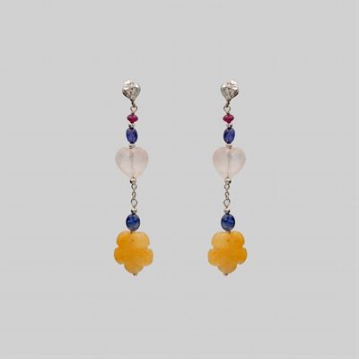 Orecchini Pendenti in Oro Bianco 18kt e Zaffiri, Rubini, Quarzo Rosa e Giallo