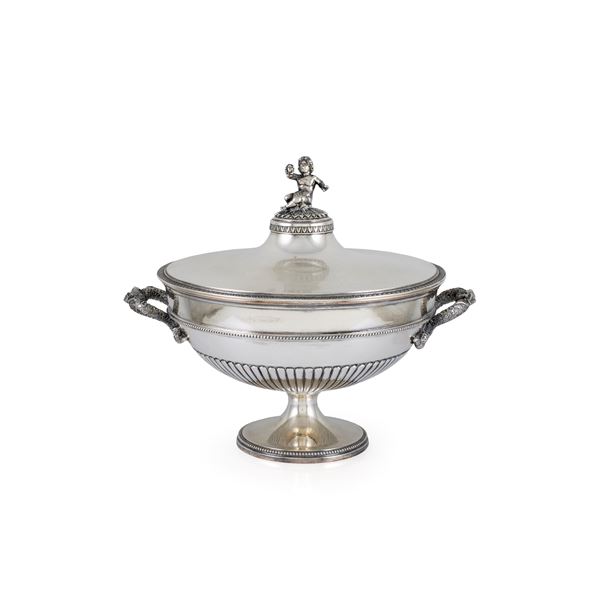 Silver soup tureen  (Italy, 20th century)  - Auction Fine Silver and the Art of the Table - Colasanti Casa d'Aste