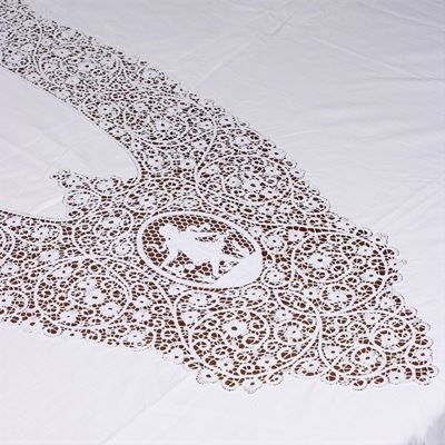 Tovaglia in Lino con Inserti in Pizzo